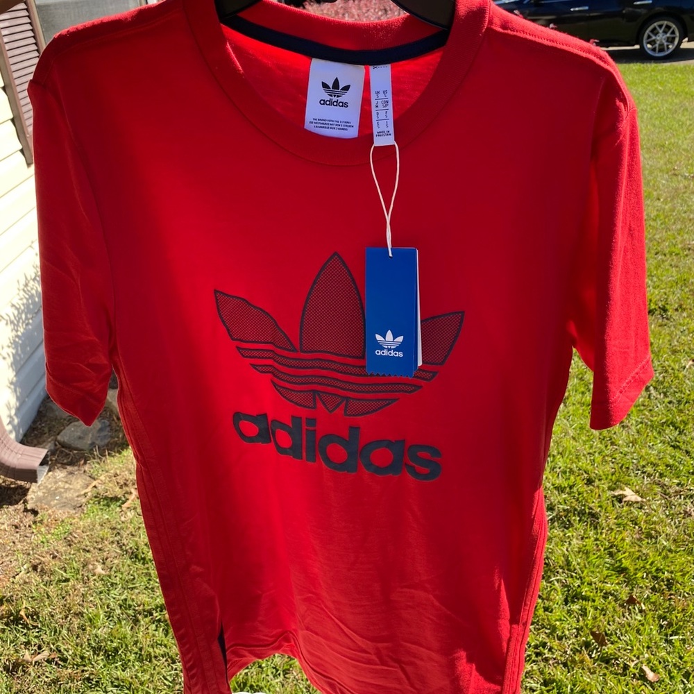Adidas tshirt